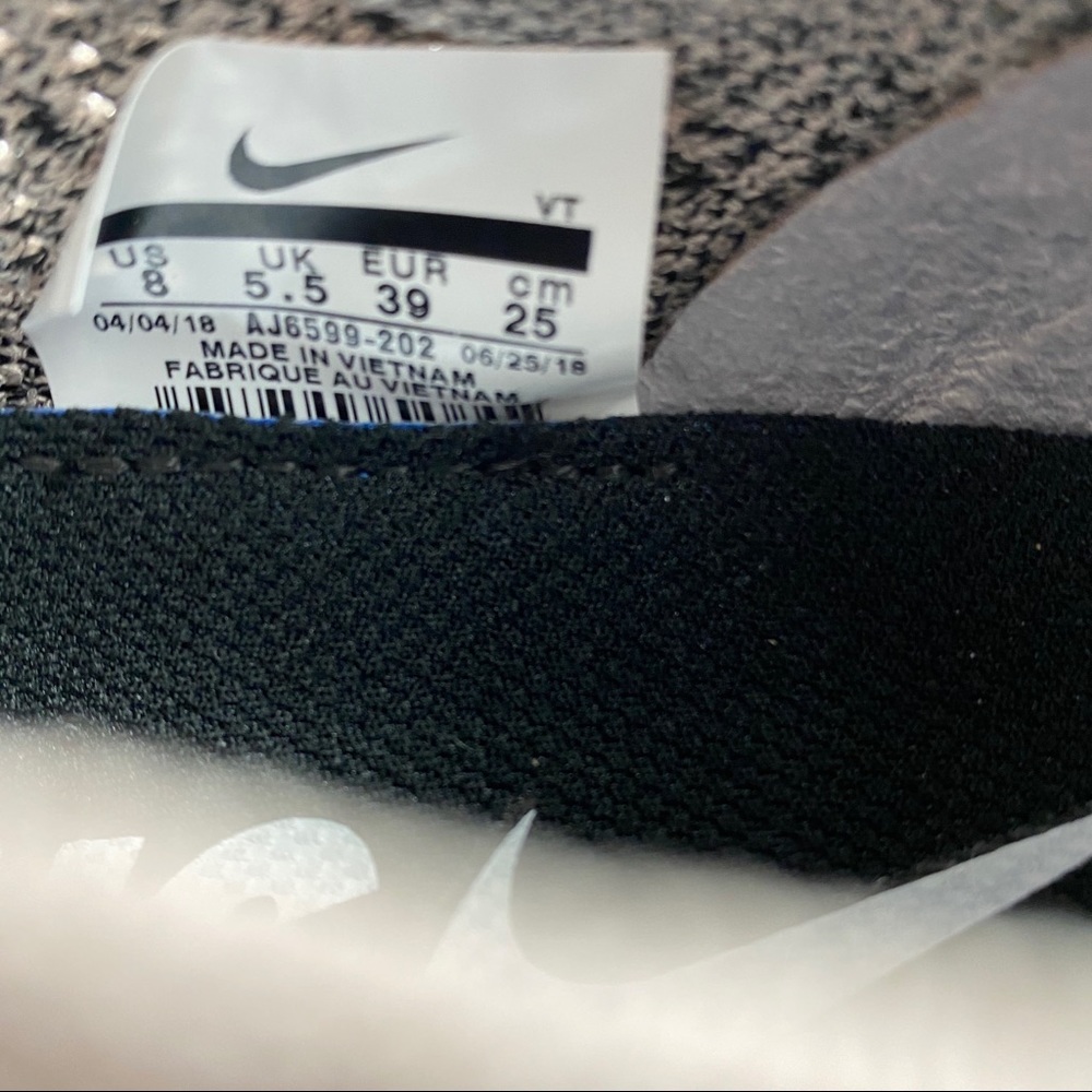 Nike Air Vapormax Flyknit Moc 2 Shoes Size 8 - Picture 9 of 9